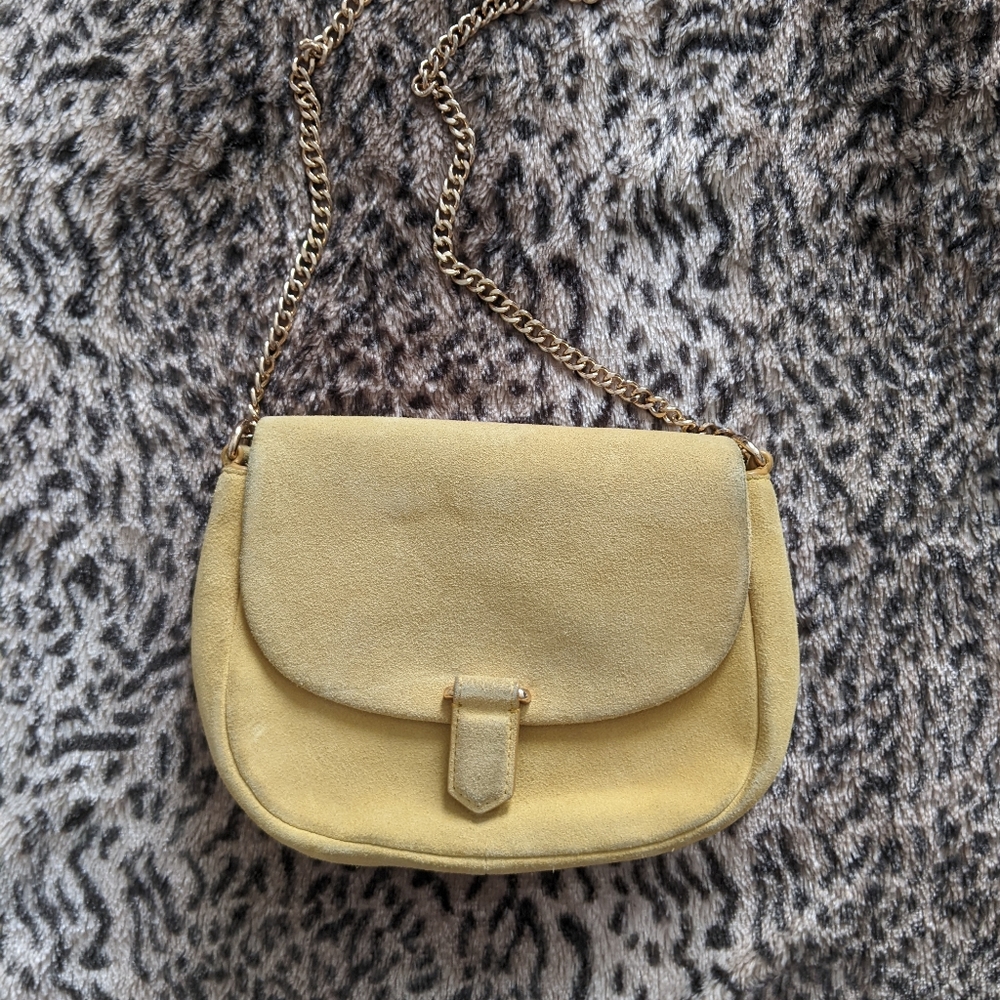 Suede and gold chain purse - Picture 5 of 12